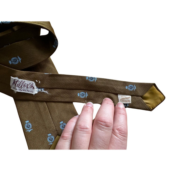 Vintage Olive Green Shield Necktie Polyester - Picture 4 of 4